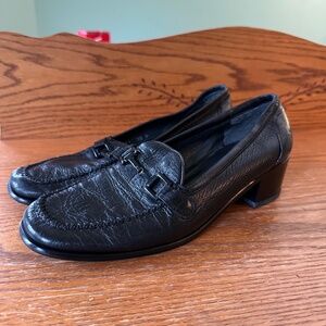 Stuart Weitzman Women’s Shoe